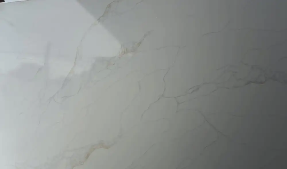 Calacatta Biella Quartz slab