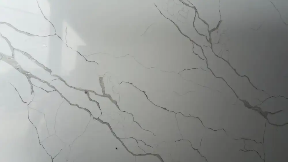 Calacatta Napoles Quartz slab