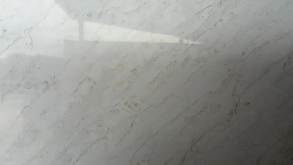 Calacatta Vienna Gold Quartz slab